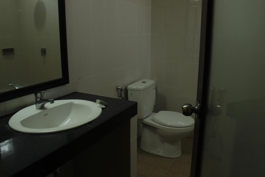 Maemae Beach House Hotel Nusa Penida Quarto foto